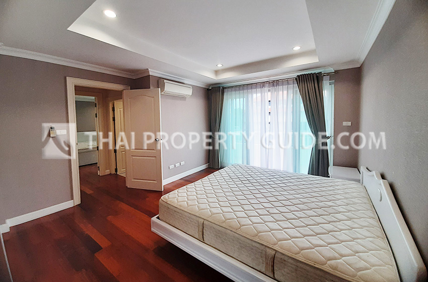 House with Shared Pool in Sukhumvit 